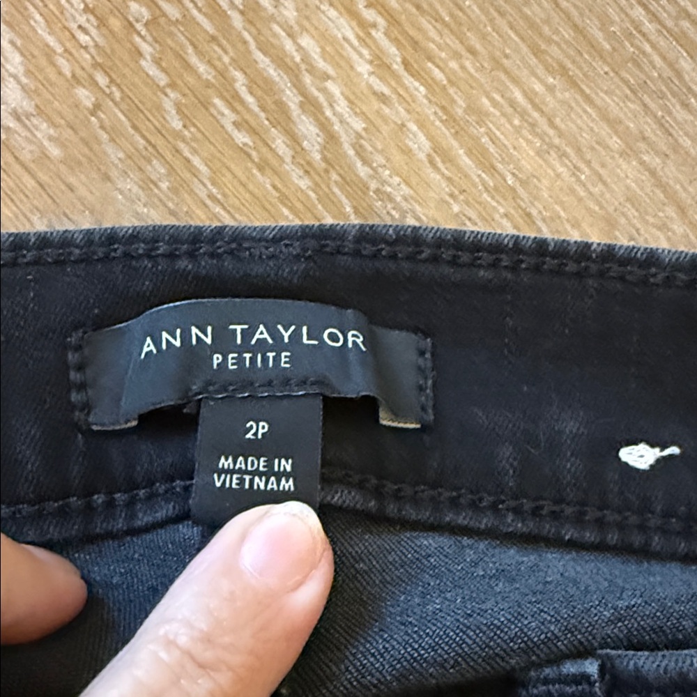 Ann Taylor Jeans - Picture 5 of 5